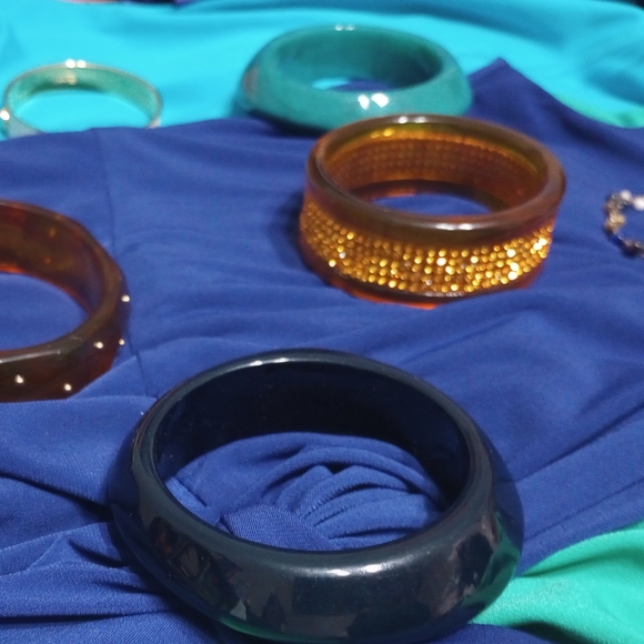 Turquoise Blue/Green Bangle Bracelet 6.5-7" - Picture 4 of 4
